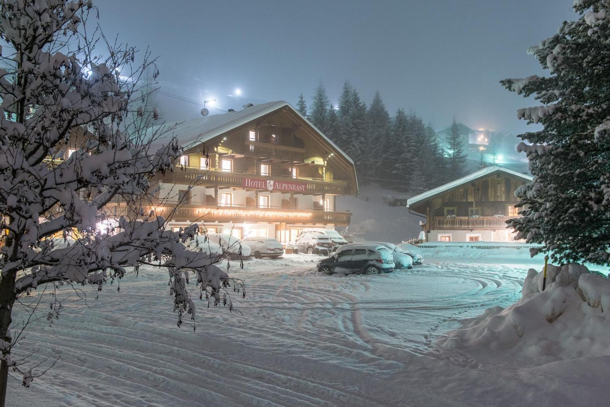 Hotel Alpenrast Riva di Tures Exterior foto